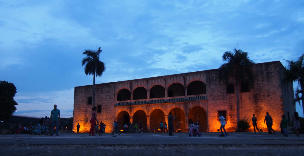 Alcazar de Colon at night